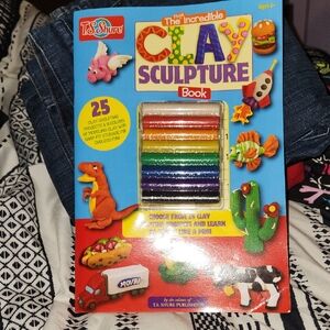 Clay Sculpture Book - 5+ Yrs Old NWT